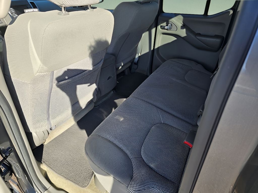 2017 Nissan Frontier SV V6