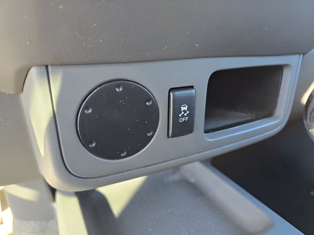 2017 Nissan Frontier SV V6