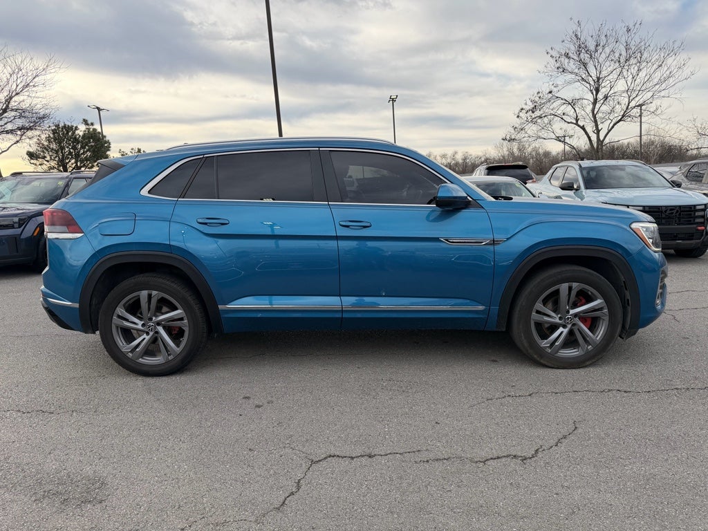 2024 Volkswagen Atlas Cross Sport 2.0T SEL R-Line