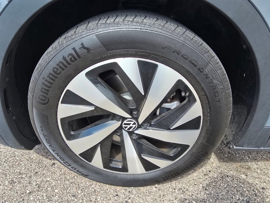 2023 Volkswagen ID.4 Pro