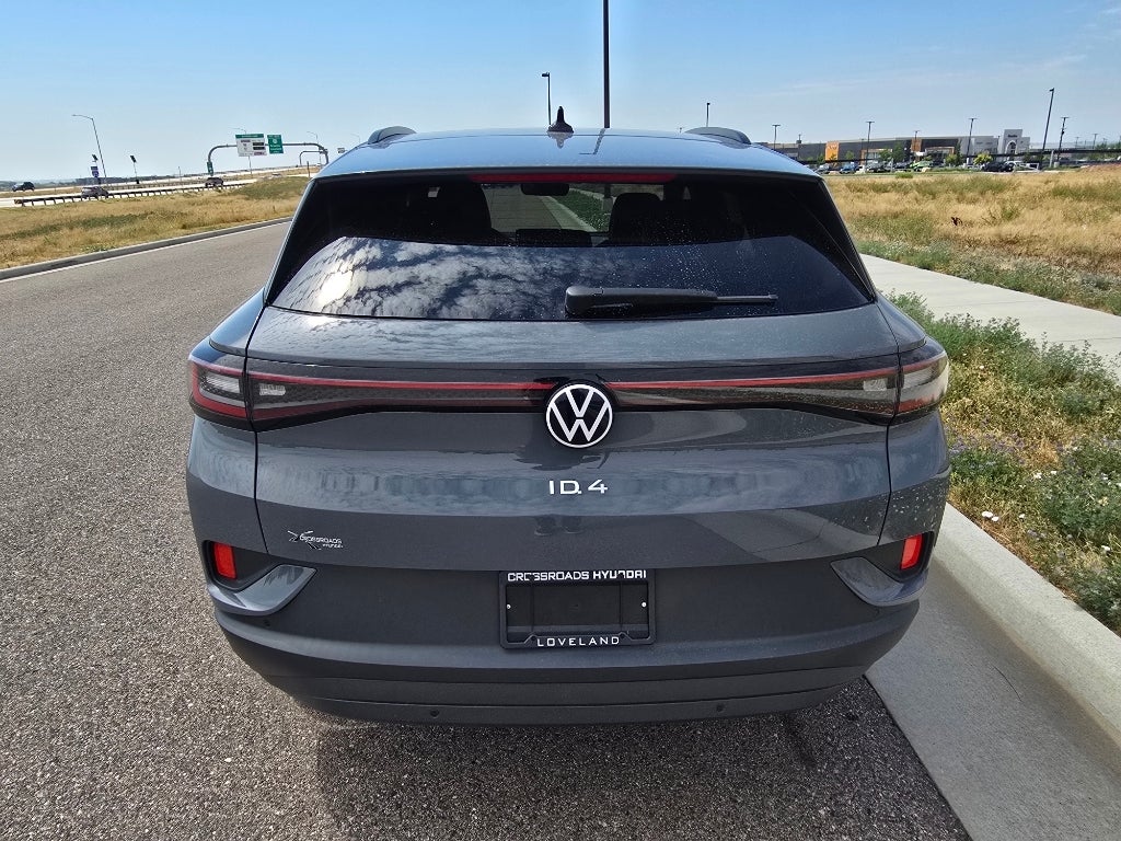 2023 Volkswagen ID.4 Pro