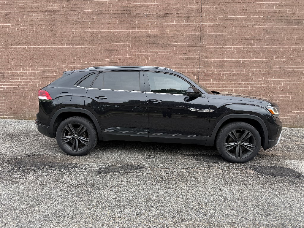 2022 Volkswagen Atlas Cross Sport 2.0T SE