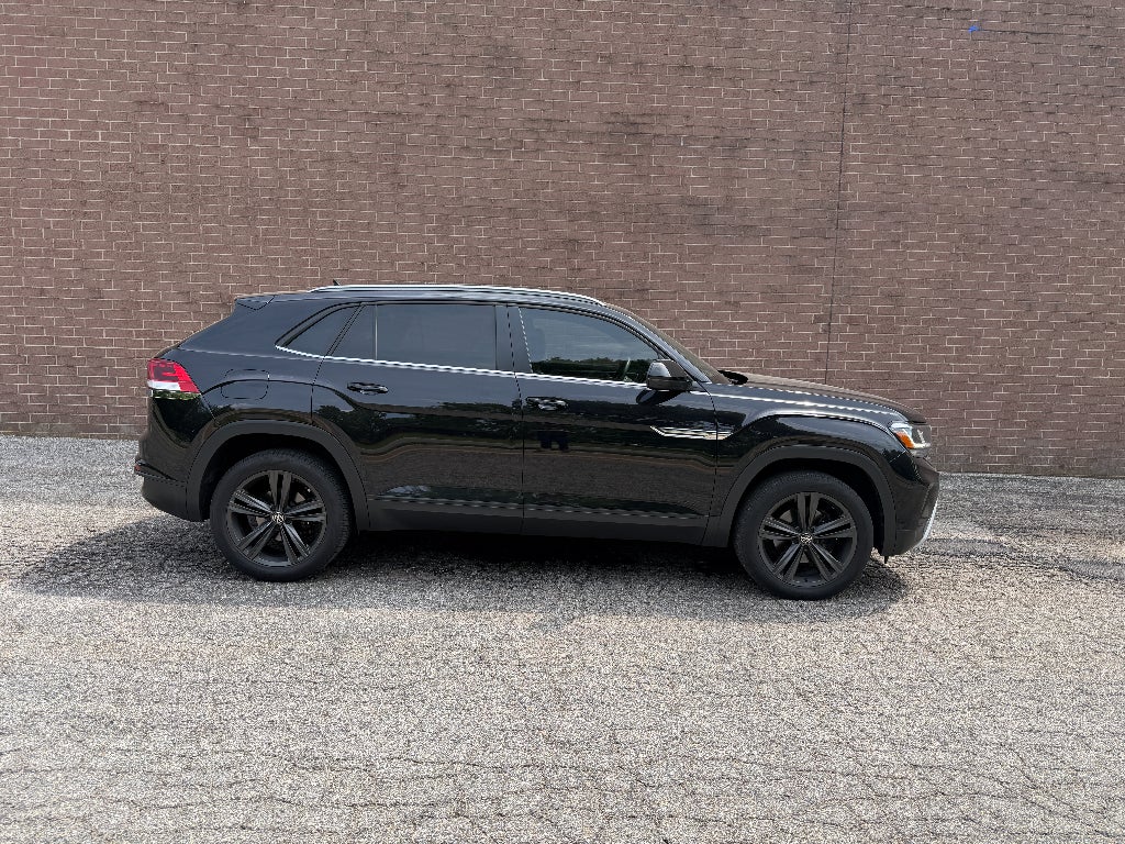 2022 Volkswagen Atlas Cross Sport Base