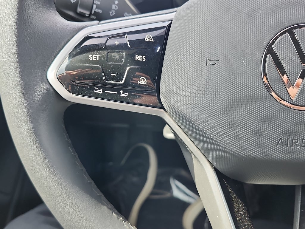 2025 Volkswagen ID.4 Pro