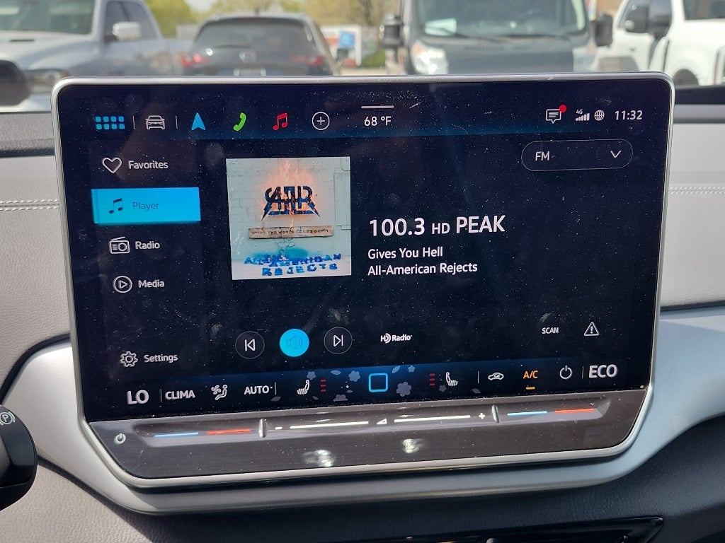 2025 Volkswagen ID.4 Pro