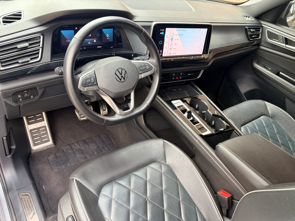 2024 Volkswagen Atlas Cross Sport 2.0T SEL Premium R-Line