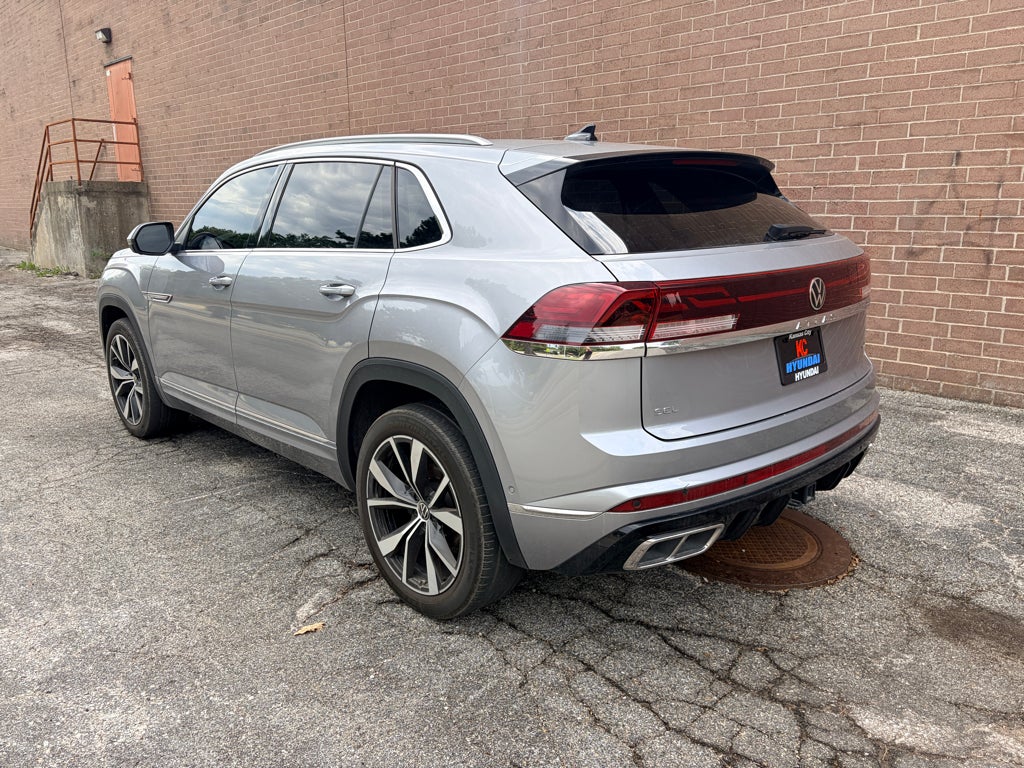 2024 Volkswagen Atlas Cross Sport 2.0T SEL Premium R-Line