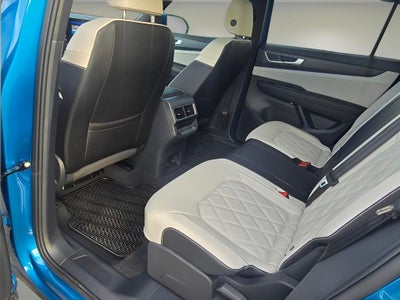 2025 Volkswagen Atlas Cross Sport 2.0T SEL Premium R-Line