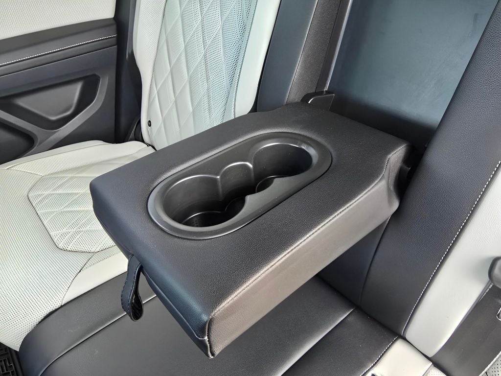 2025 Volkswagen Atlas Cross Sport 2.0T SEL Premium R-Line