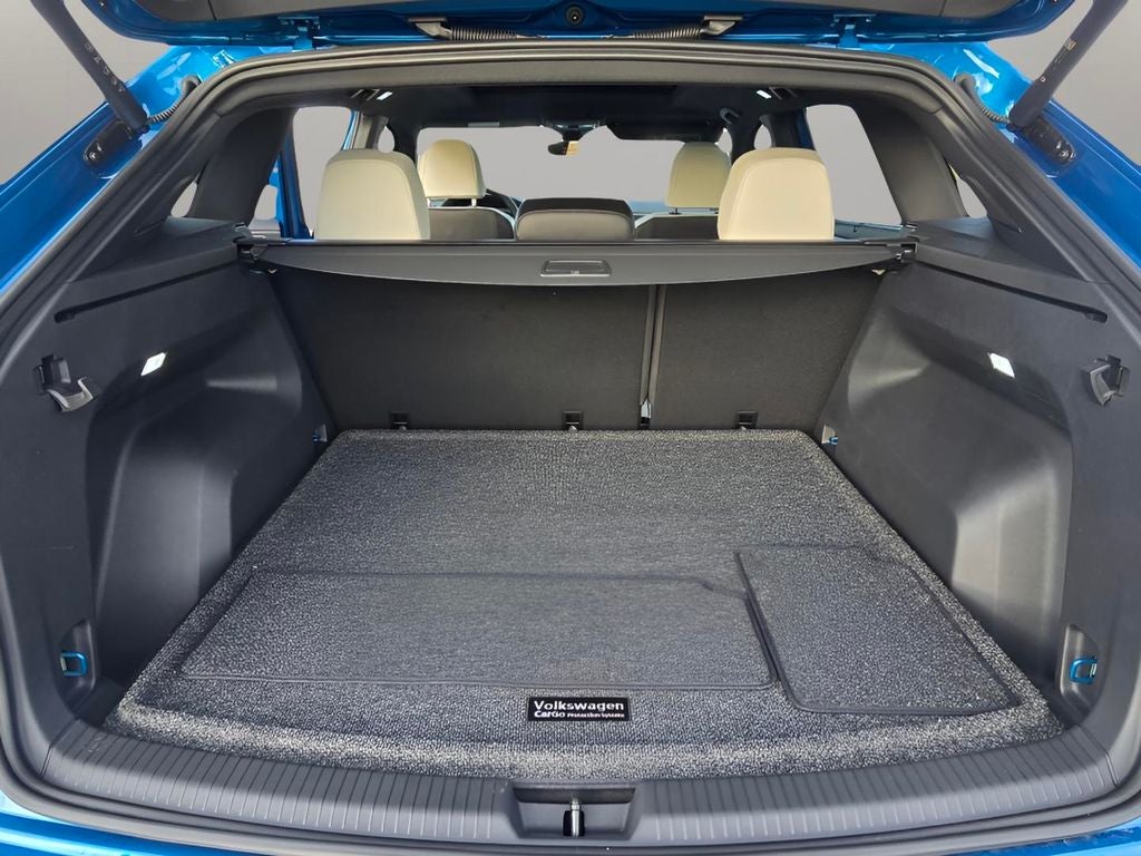 2025 Volkswagen Atlas Cross Sport 2.0T SEL Premium R-Line