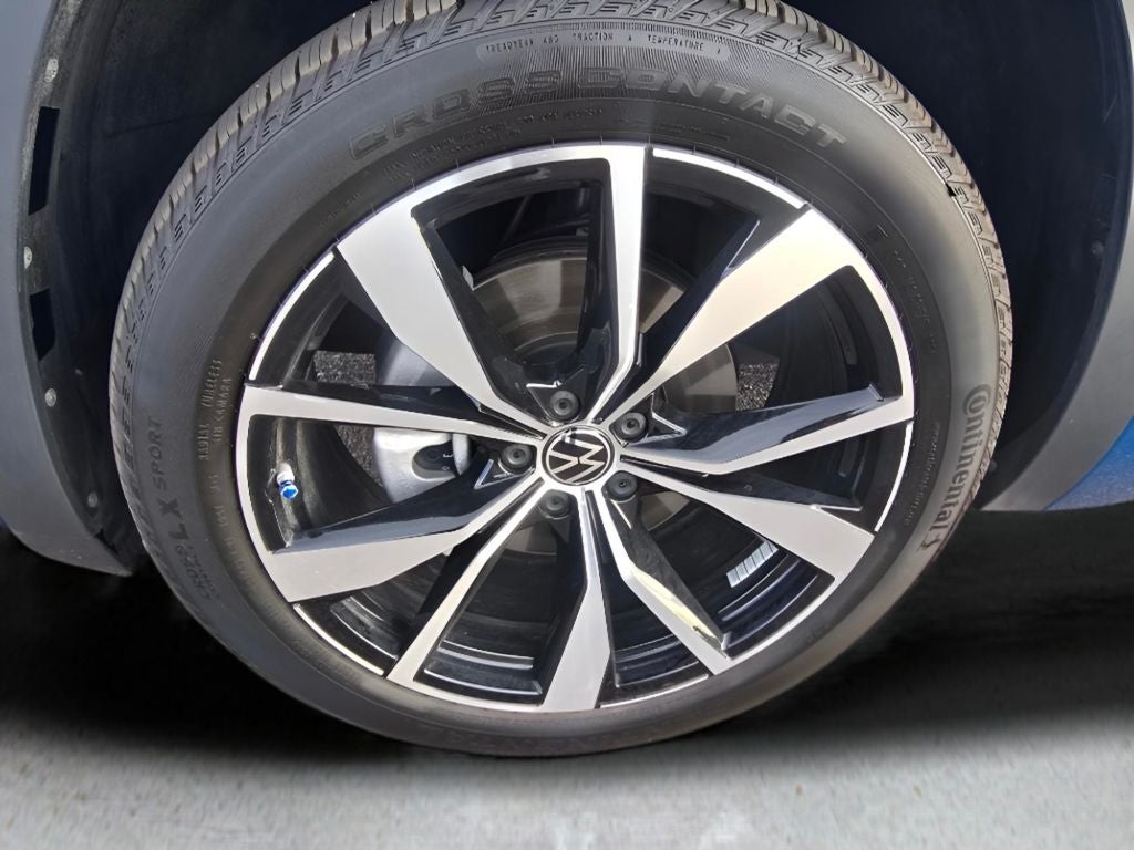 2025 Volkswagen Atlas Cross Sport 2.0T SEL Premium R-Line