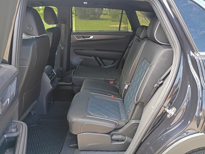 2025 Volkswagen Atlas Cross Sport 2.0T SEL Premium R-Line