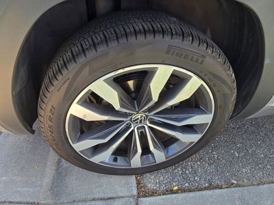 2023 Volkswagen Atlas 3.6L V6 SEL Premium R-Line