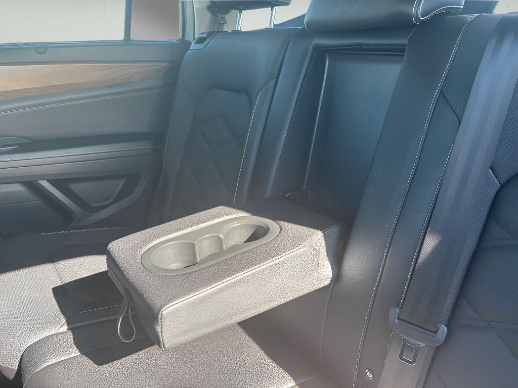 2025 Volkswagen Atlas SE w/Technology 4Motion