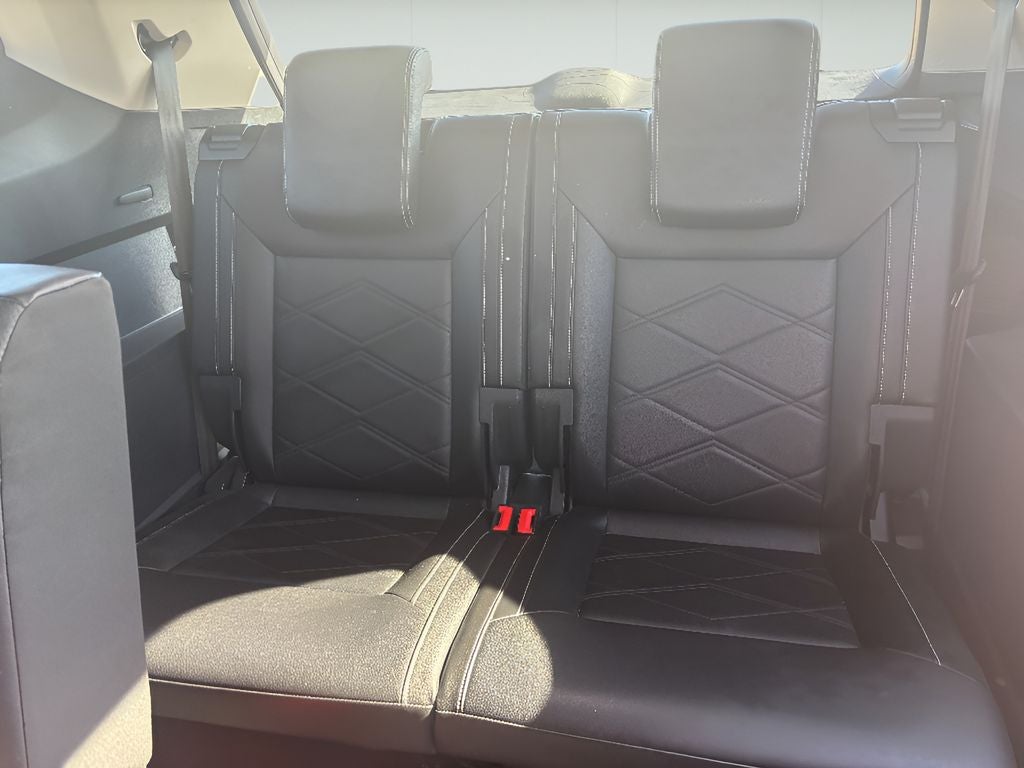 2025 Volkswagen Atlas SE w/Technology 4Motion