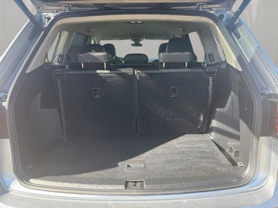 2025 Volkswagen Atlas SE w/Technology 4Motion