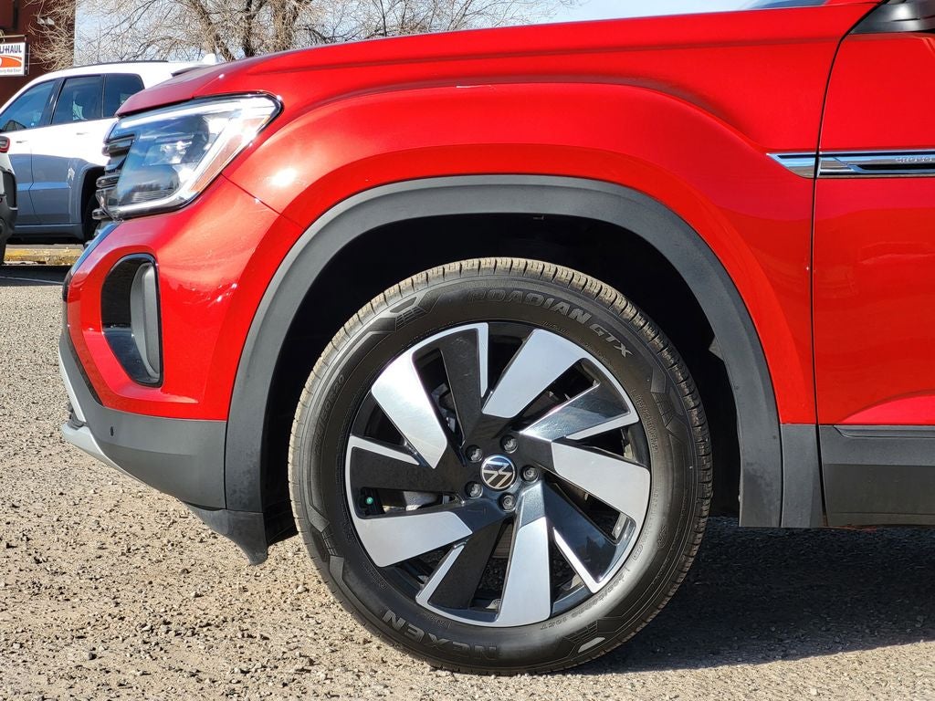 2025 Volkswagen Atlas Cross Sport 2.0T SE w/Technology