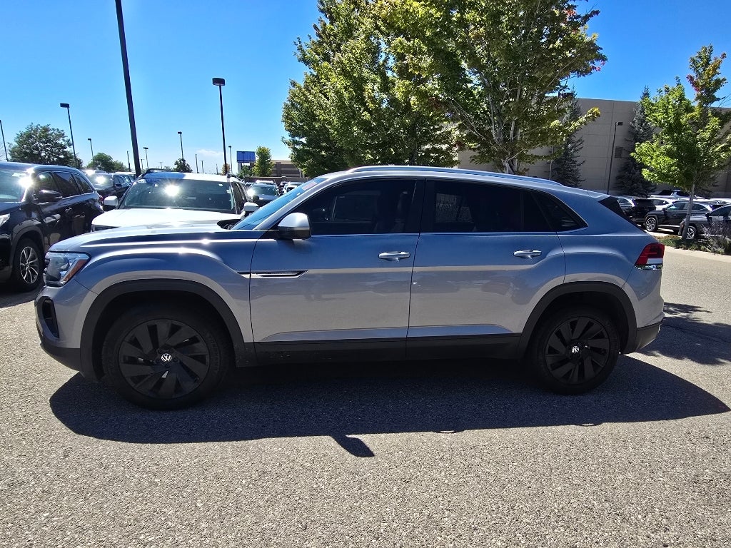 2024 Volkswagen Atlas Cross Sport 2.0T SE w/Technology