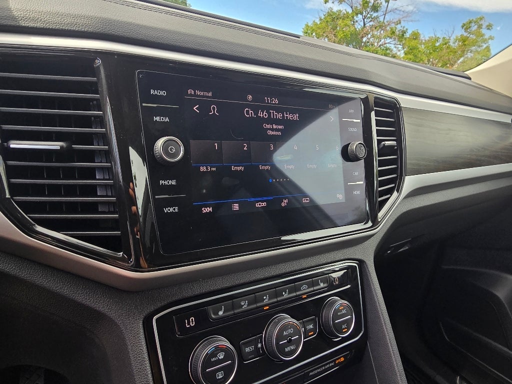 2022 Volkswagen Atlas 3.6L V6 SE w/Technology