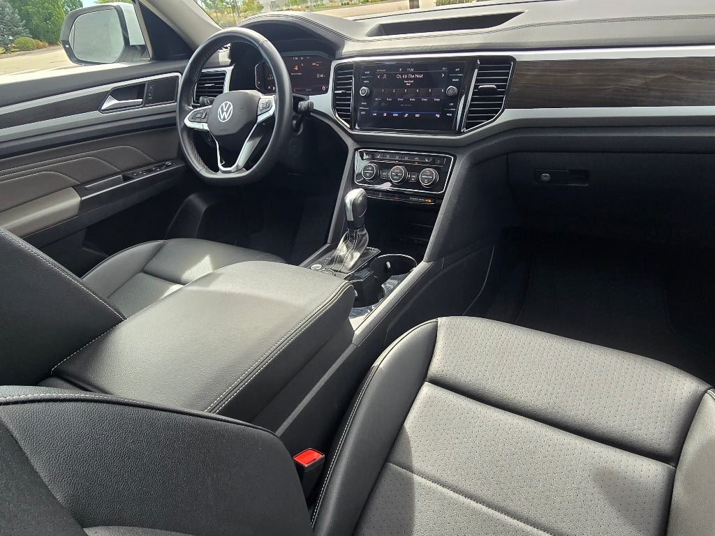 2022 Volkswagen Atlas 3.6L V6 SE w/Technology