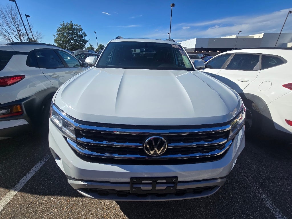 2022 Volkswagen Atlas 3.6L V6 SE w/Technology