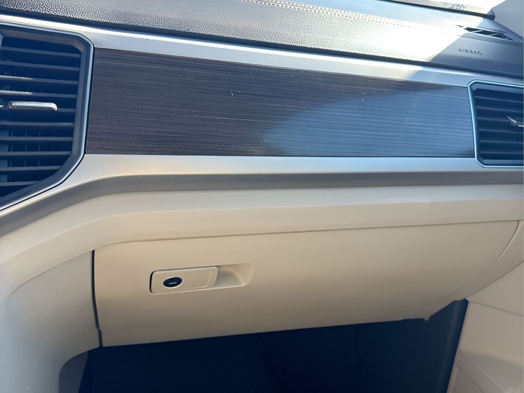 2018 Volkswagen Atlas 3.6L V6 SE w/Technology