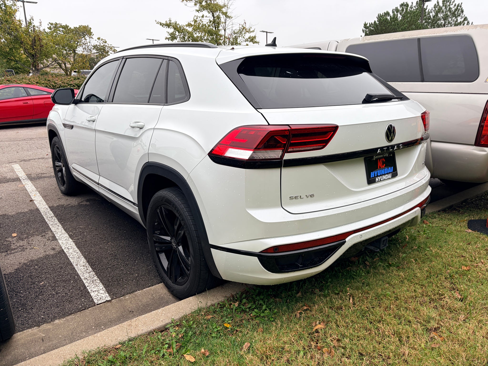2023 Volkswagen Atlas Cross Sport 3.6L V6 SEL R-Line Black