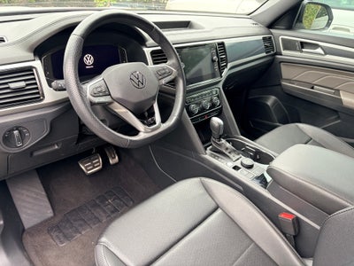 2023 Volkswagen Atlas Cross Sport 3.6L V6 SEL R-Line Black