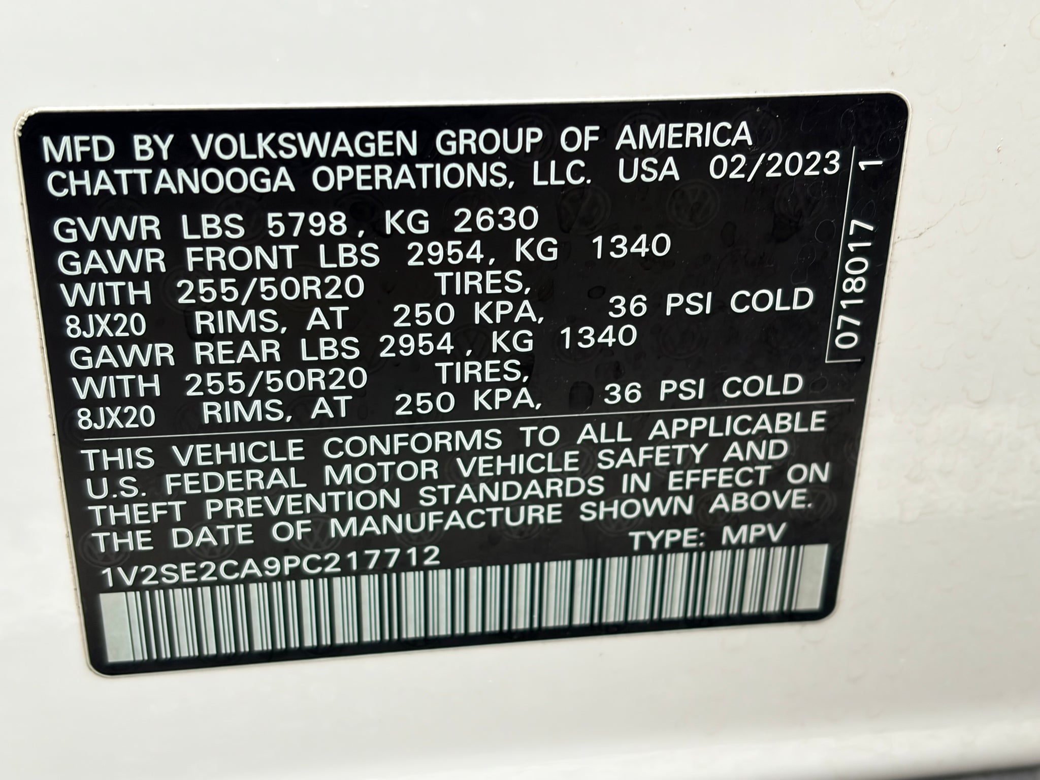 2023 Volkswagen Atlas Cross Sport 3.6L V6 SEL R-Line Black
