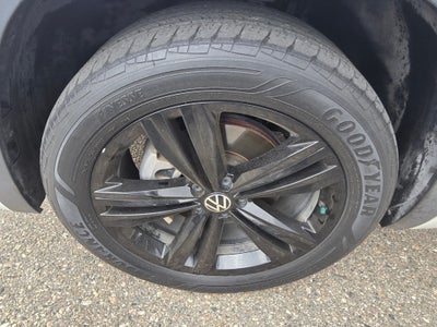 2023 Volkswagen Atlas 3.6L V6 SEL R-Line Black