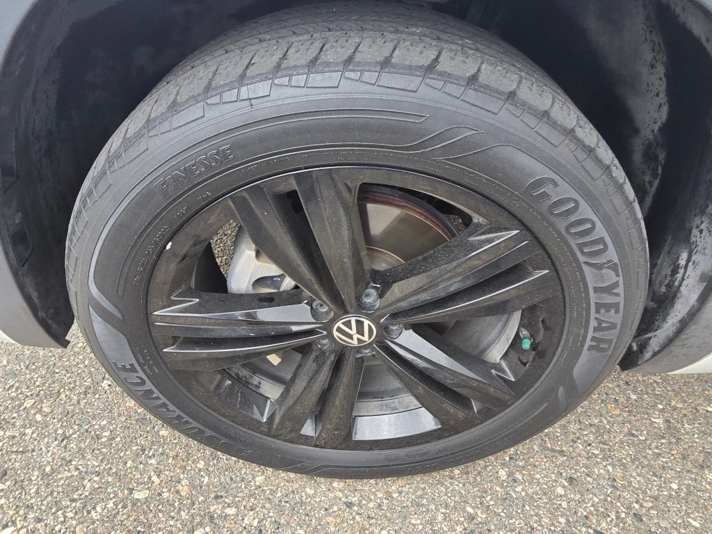 2023 Volkswagen Atlas 3.6L V6 SEL R-Line Black