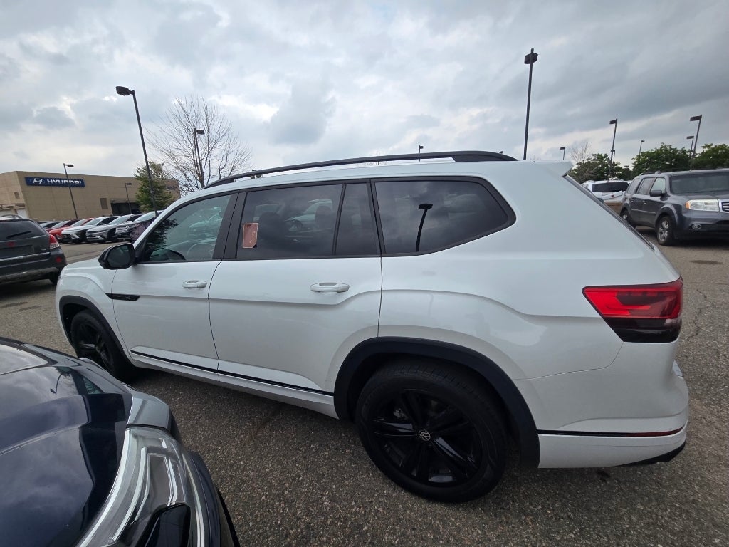 2023 Volkswagen Atlas 3.6L V6 SEL R-Line Black