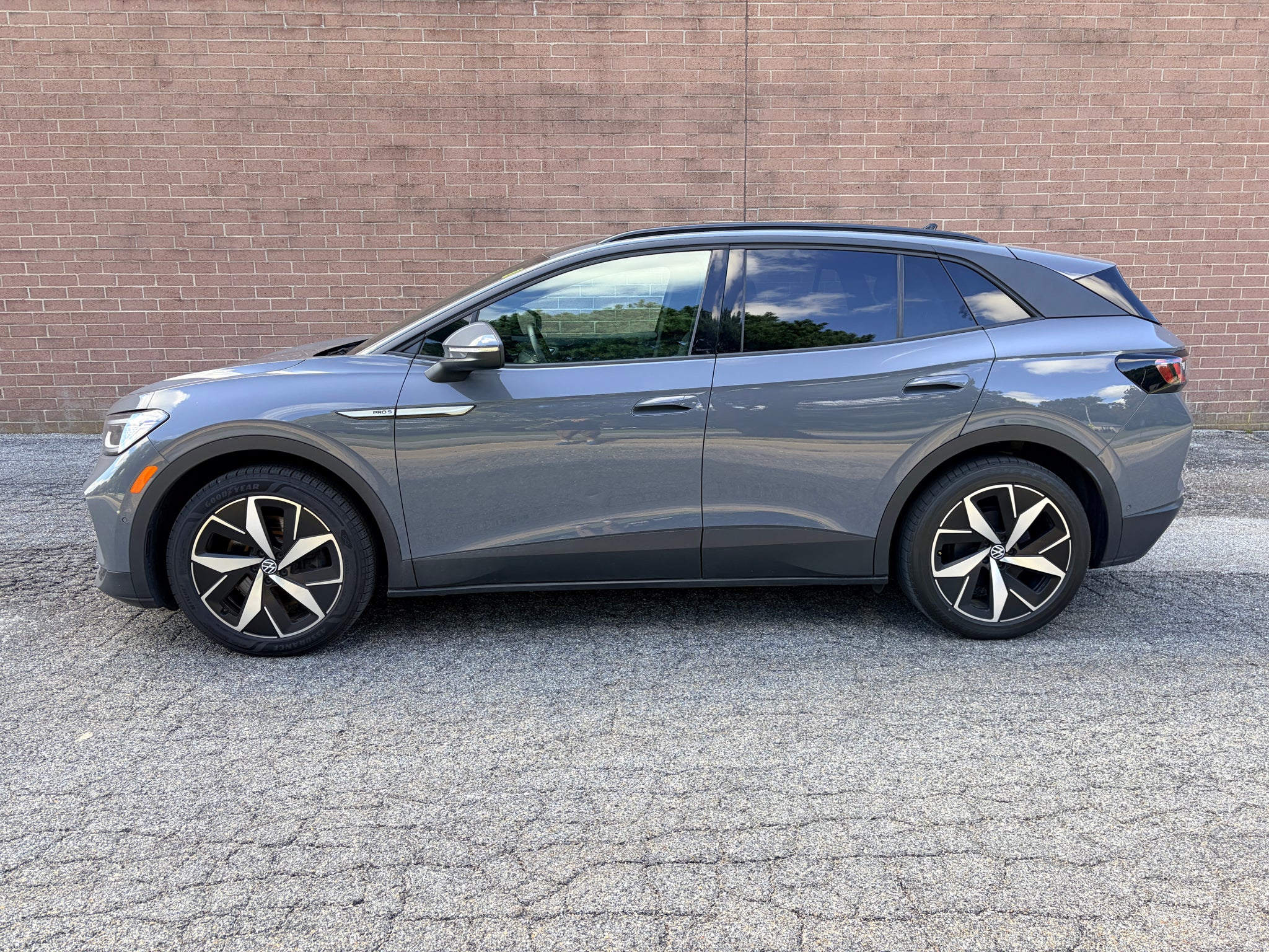 2023 Volkswagen ID.4 Pro S