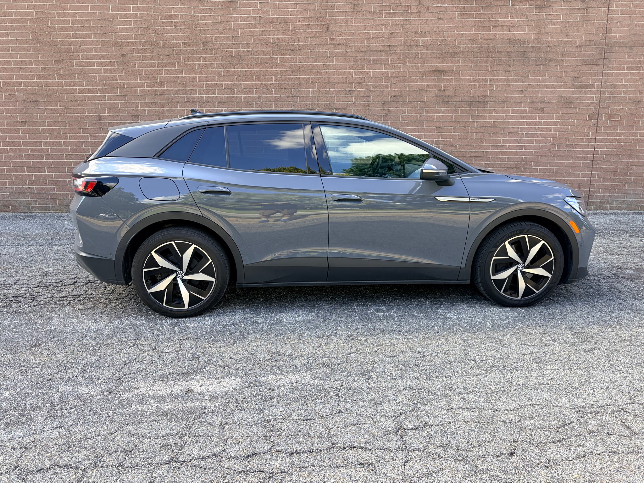 2023 Volkswagen ID.4 Pro S