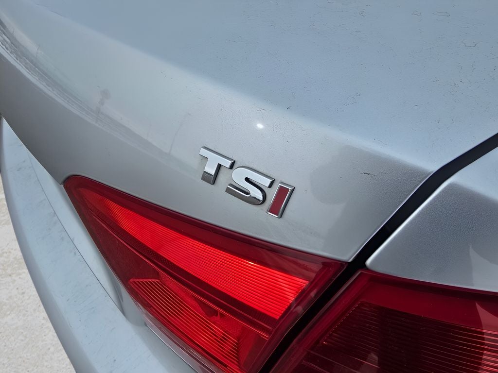 2015 Volkswagen Passat 1.8T Wolfsburg Ed