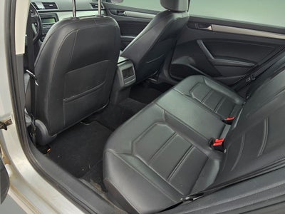 2015 Volkswagen Passat 1.8T Wolfsburg Ed
