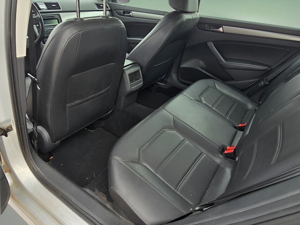 2015 Volkswagen Passat 1.8T Wolfsburg Ed