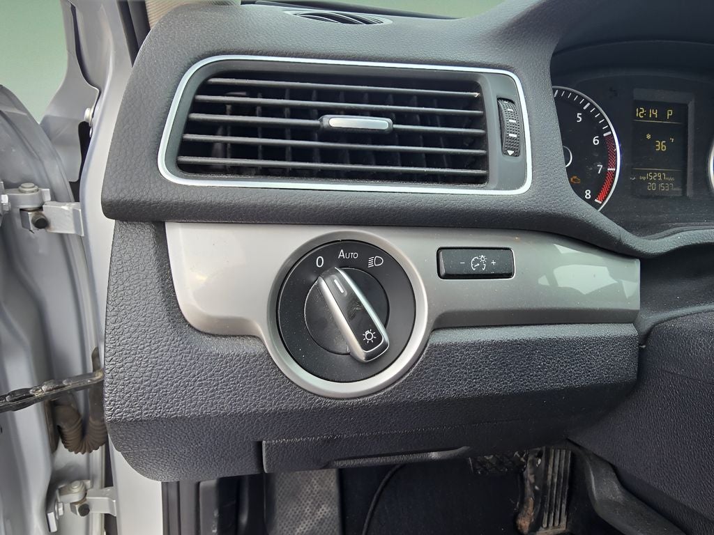 2015 Volkswagen Passat 1.8T Wolfsburg Ed