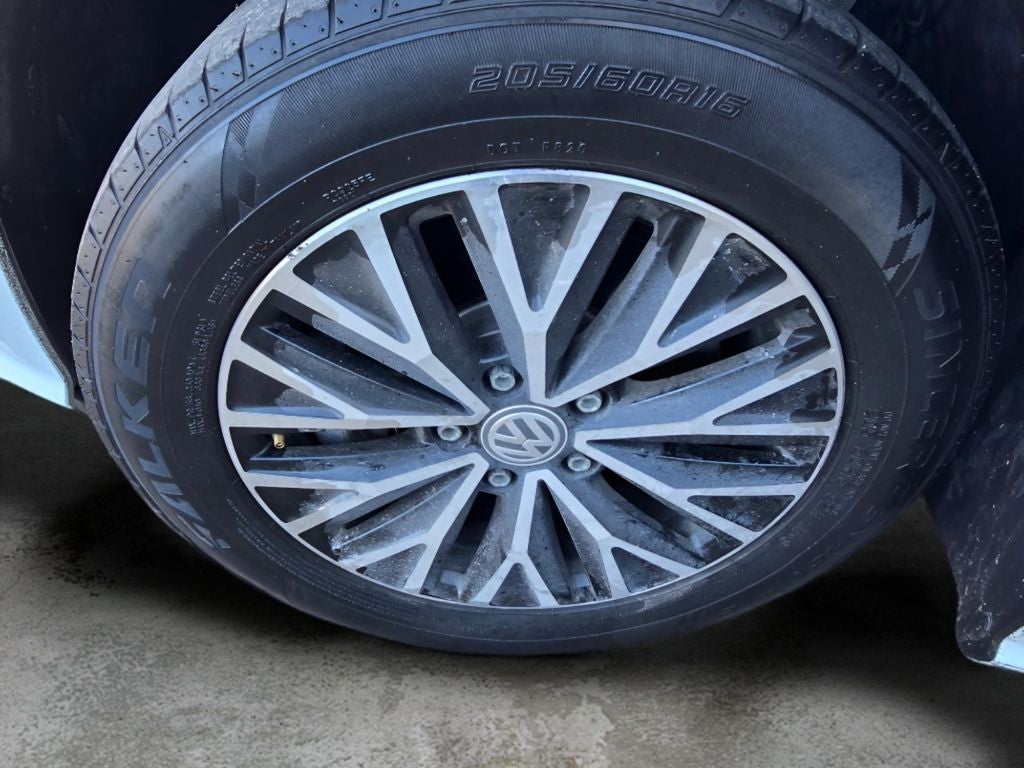 2018 Volkswagen Passat 2.0T SE