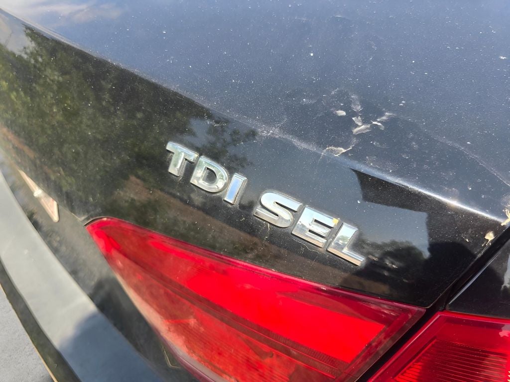 2013 Volkswagen Passat TDI SEL Premium