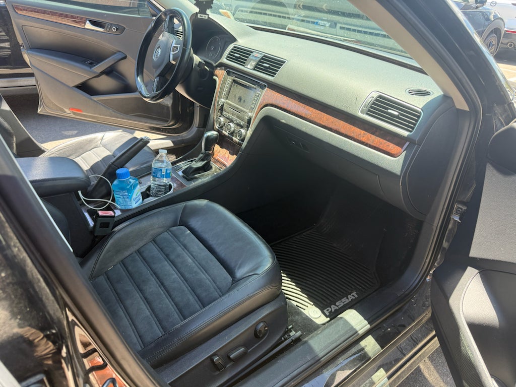 2013 Volkswagen Passat TDI SEL Premium
