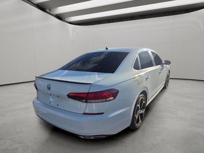 2020 Volkswagen Passat 2.0T R-Line