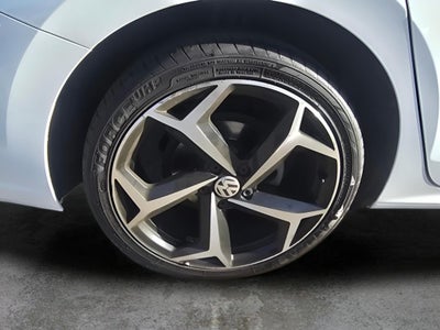 2020 Volkswagen Passat 2.0T R-Line