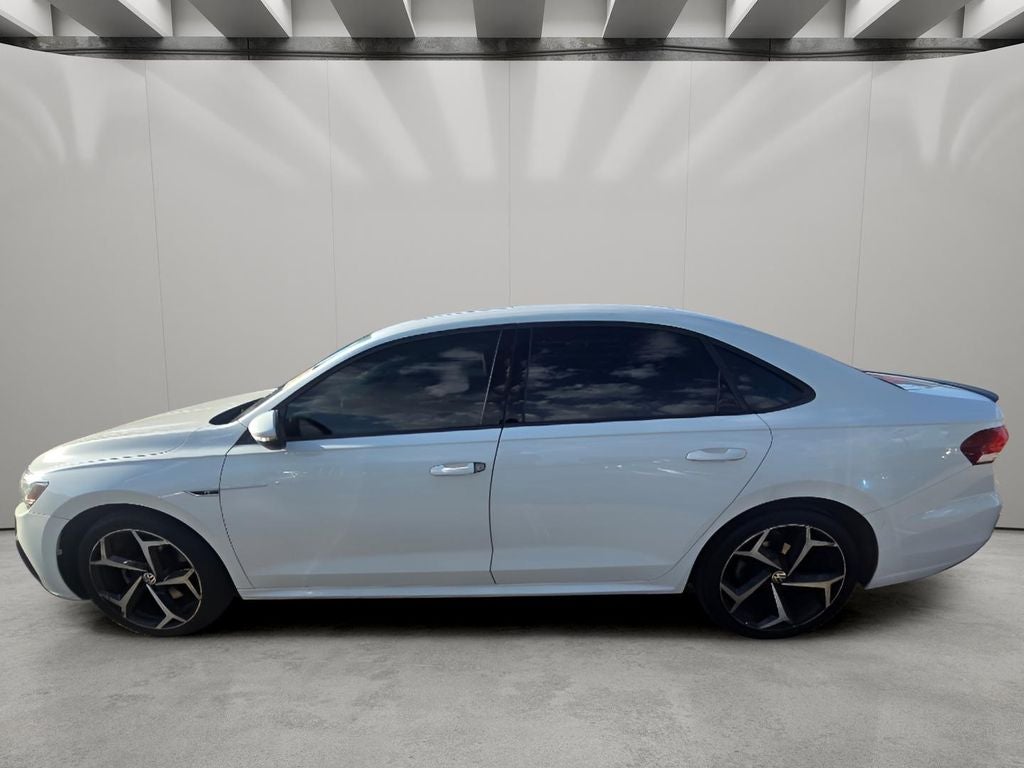 2020 Volkswagen Passat 2.0T R-Line