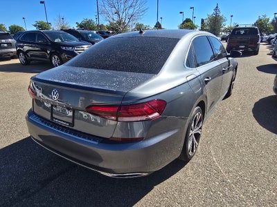 2022 Volkswagen Passat 2.0T SE
