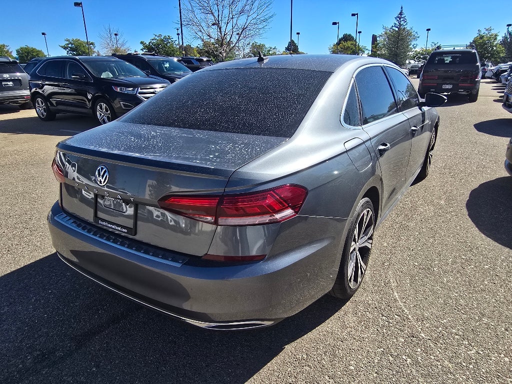 2022 Volkswagen Passat 2.0T SE