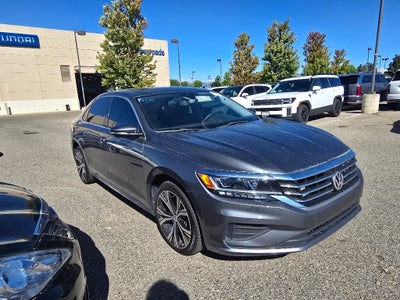 2022 Volkswagen Passat 2.0T SE