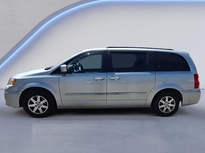 2011 Chrysler Town & Country Touring