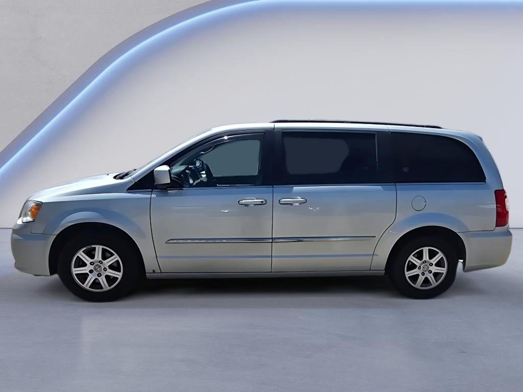 2011 Chrysler Town & Country Touring