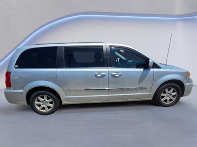 2011 Chrysler Town & Country Touring